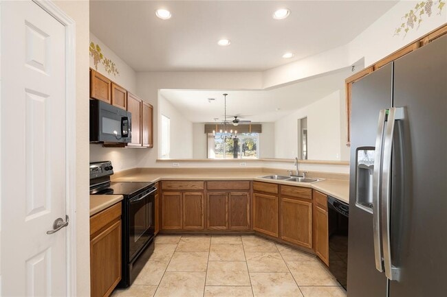 Building Photo - 119 Portsmouth Dr