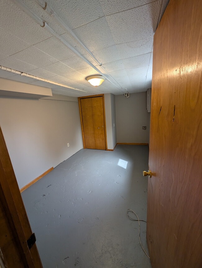 Building Photo - 1705 Burlingame Ave SW