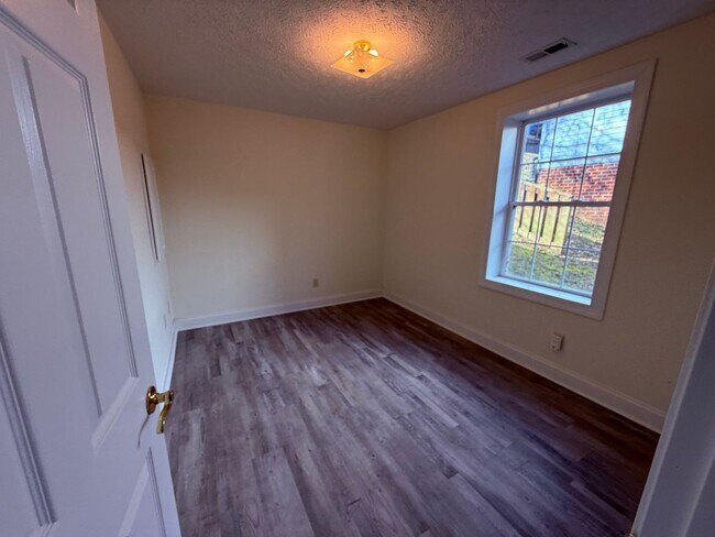 Building Photo - 1170 Orange Leaf Ct NW