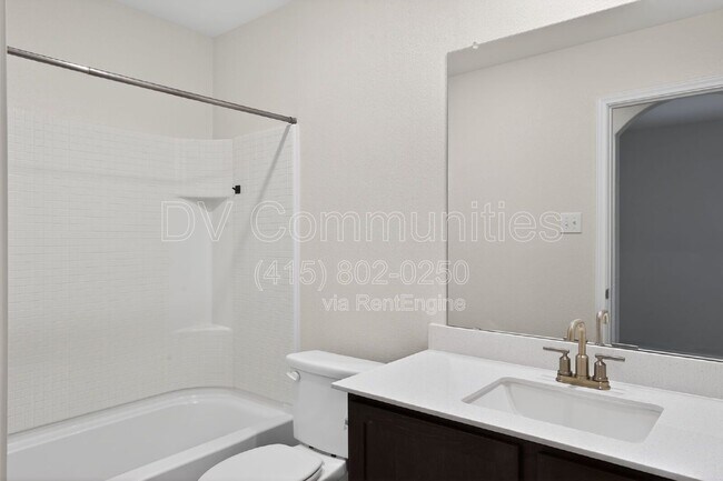 Building Photo - 512 Albert Anthony St