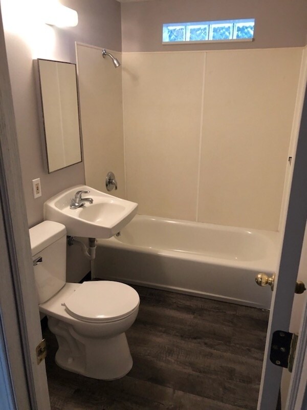 Building Photo - 4460 Redman Ave