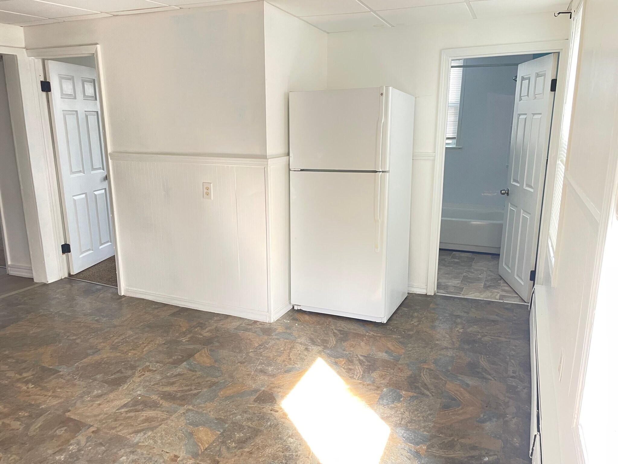 Building Photo - 99 Beach St