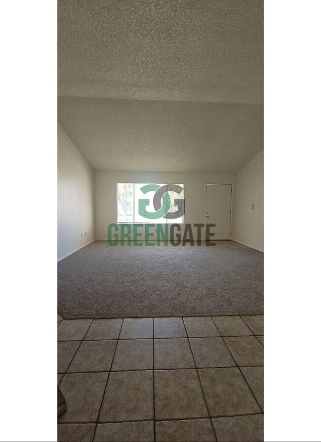 Building Photo - 3 BEDROOM 2 BATH HOME MOVE IN READY IN North MODESTO!