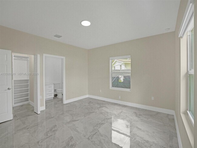 Building Photo - 14519 SW 272nd St