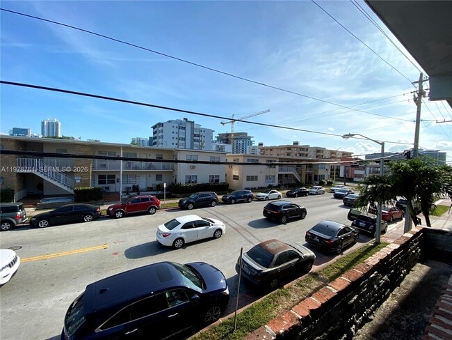 Building Photo - 305 69th St