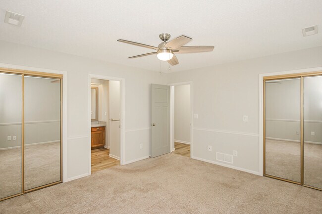Building Photo - 24 Wallingford Dr