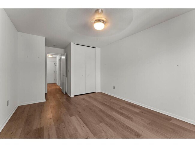 Building Photo - 4400 Upton Ave S