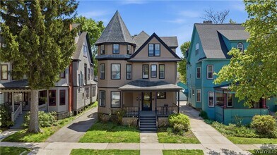 Building Photo - 182 Lancaster Ave
