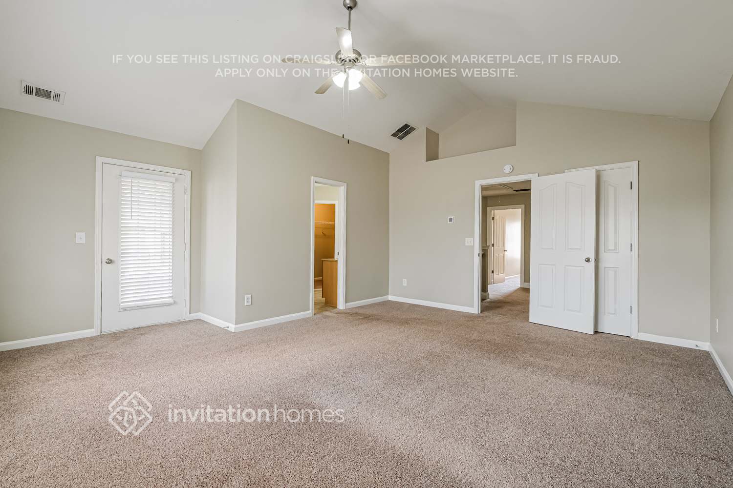 Building Photo - 2076 Barberry Dr