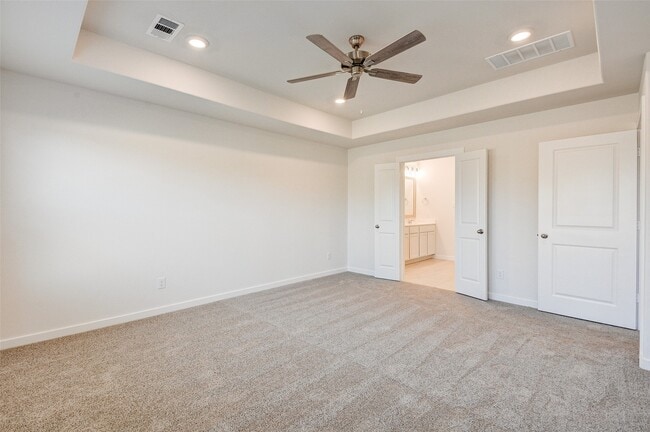 Building Photo - 31119 Myers Hvn Ln