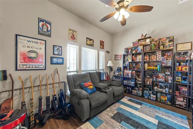 Building Photo - 652 Cottage Pl