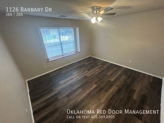 Building Photo - 1126 Barbary Dr