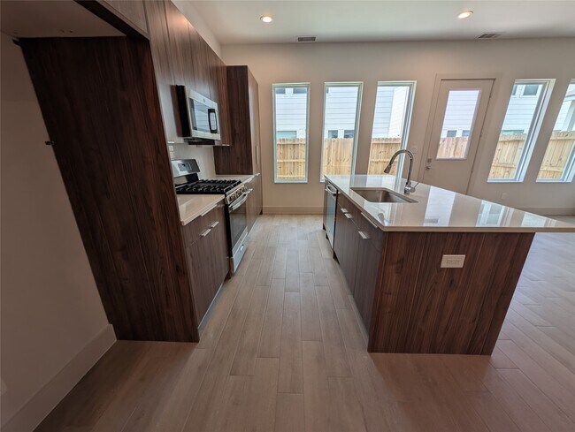 Building Photo - 4407 Abaco Ln