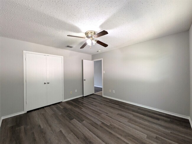 Building Photo - 1736 Carolina Ridge Way