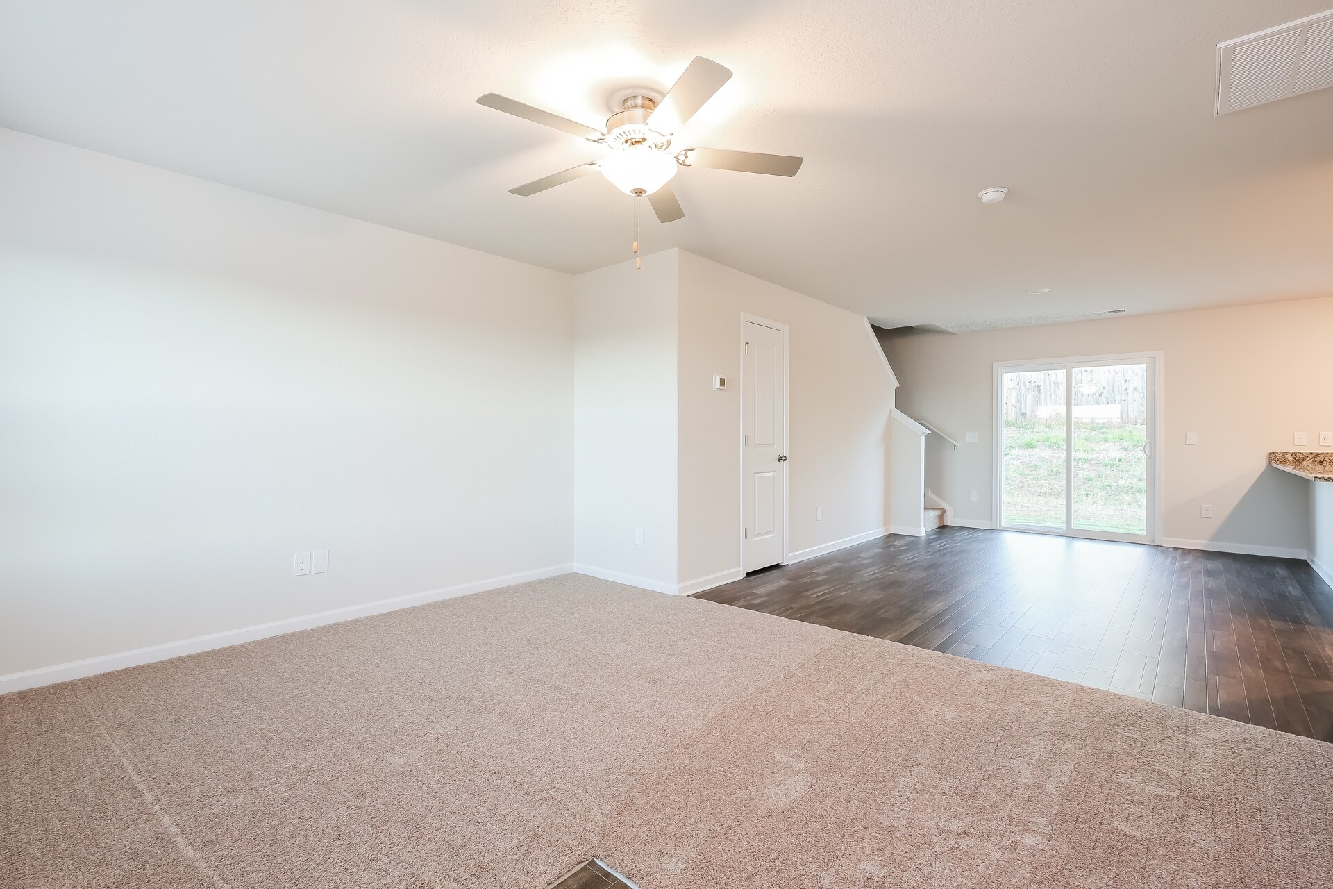 Building Photo - 2177 Southlea Dr