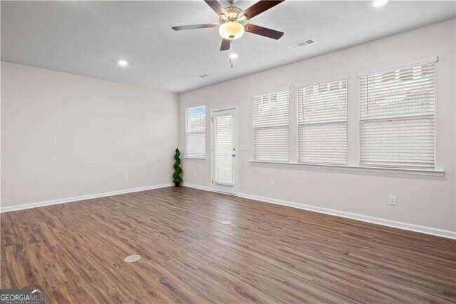 Building Photo - 284 Whitetail Cir