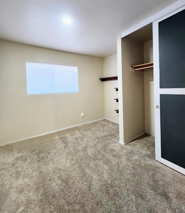 Building Photo - 1897 Cabrena St