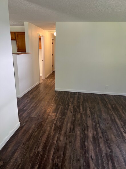 Building Photo - 1307 Olive St