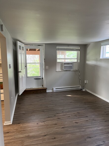 Building Photo - 816 Tokay Ln