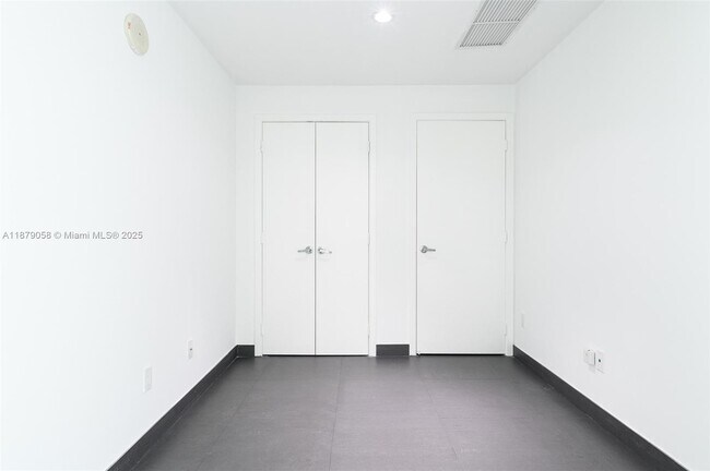Building Photo - 888 Biscayne Blvd