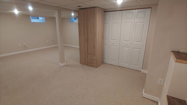 Building Photo - *Beautiful 2BD/2BA Single-Family Home Available in Brentwood*