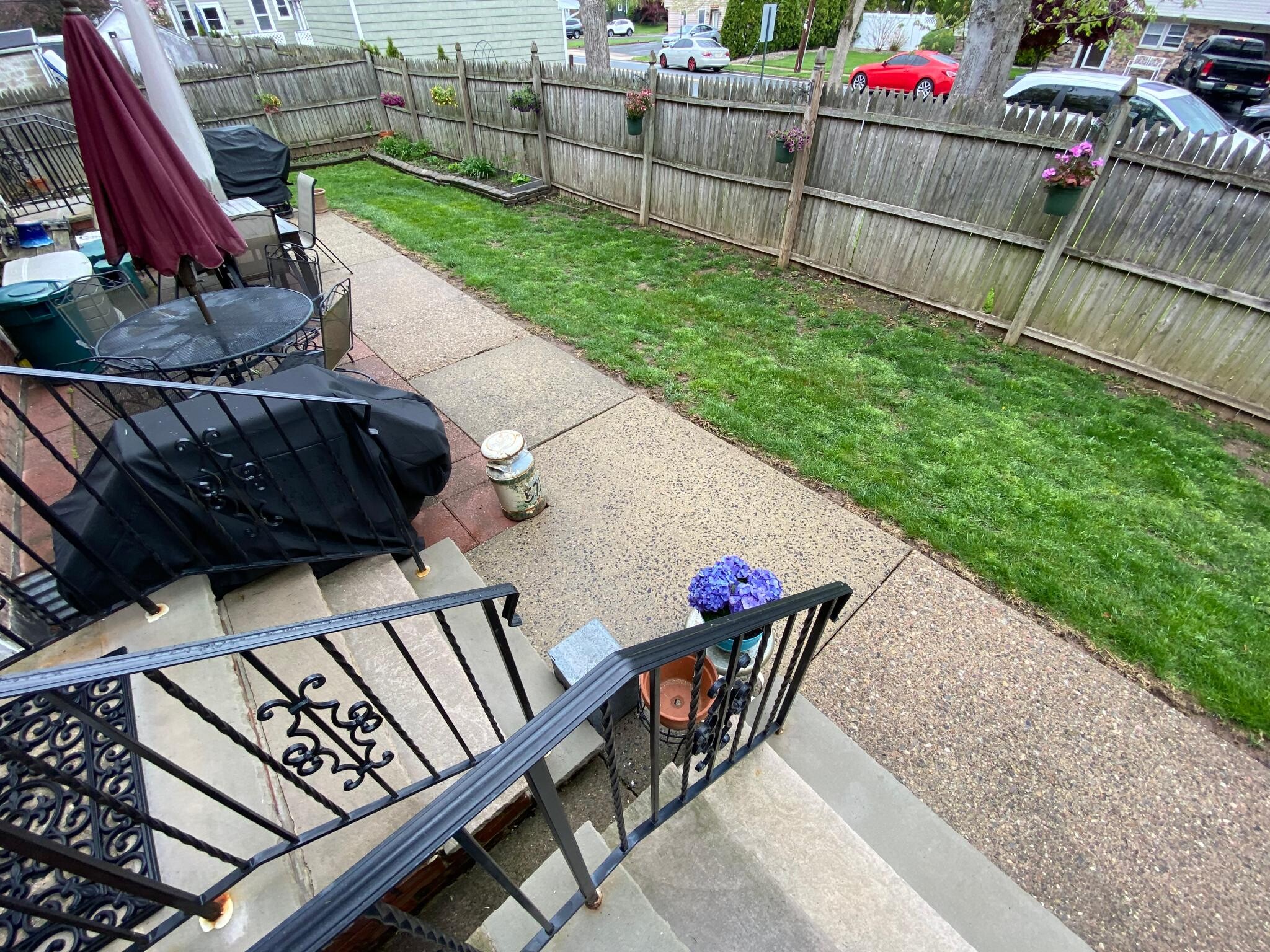 Building Photo - 601 Mountain Ave