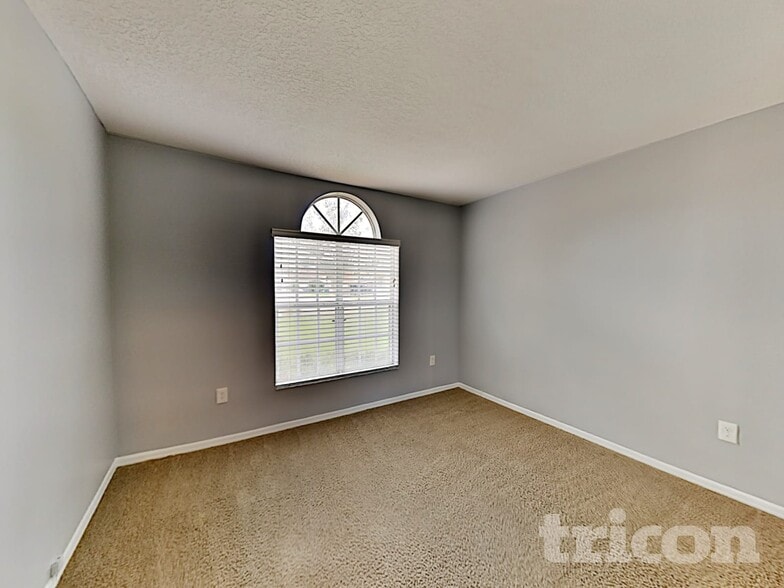 Building Photo - 331 Riunite Cir