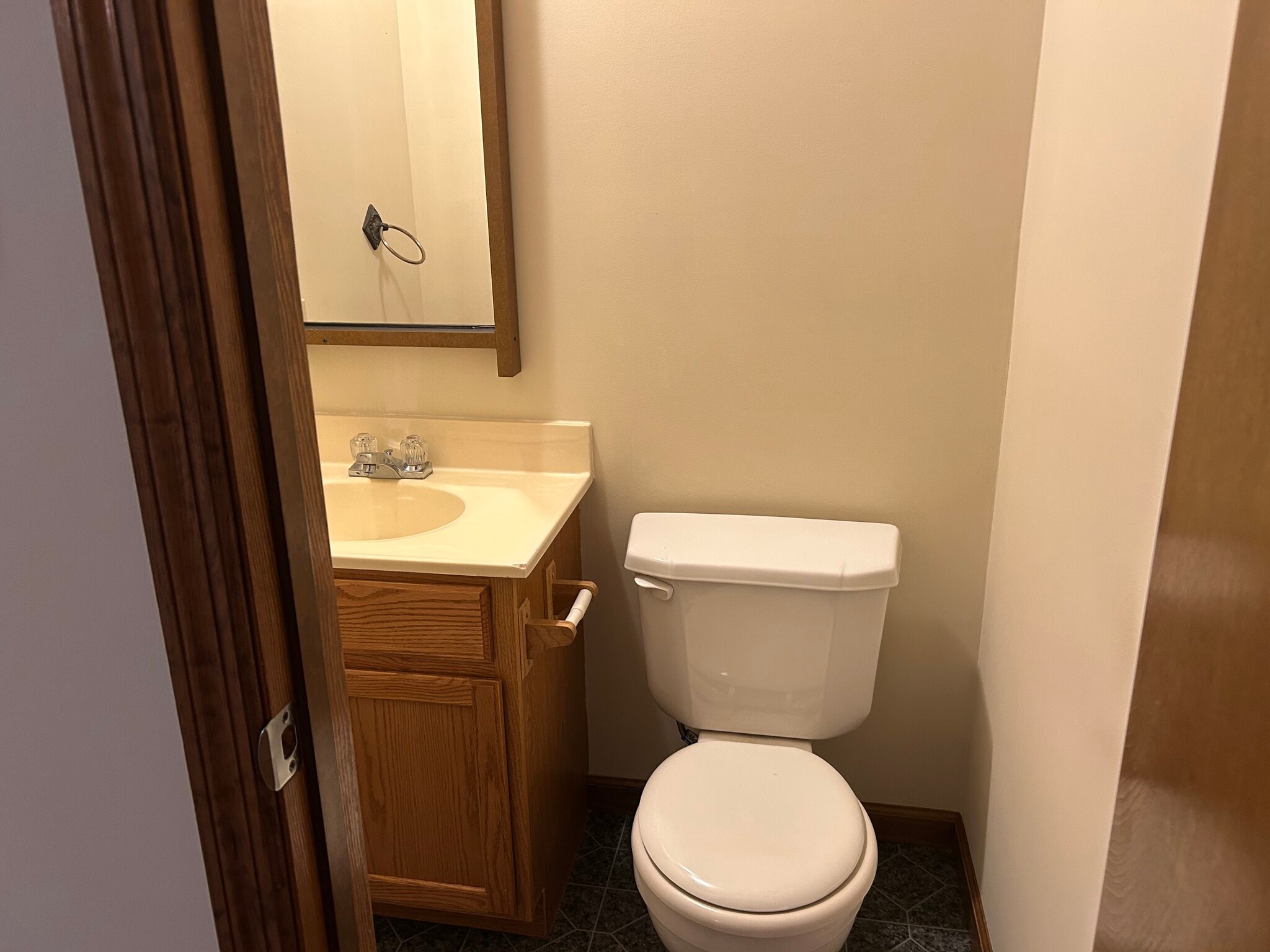 Powder Room - 4 Lowell Dr