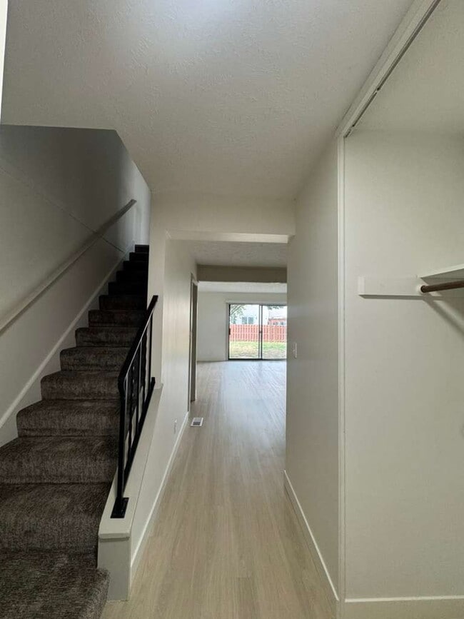 Building Photo - 4605 Tipperary Trail