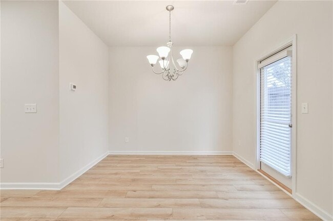 Building Photo - 4541 Bishops Ln