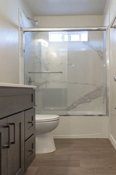 Building Photo - 88 Bayview Ave