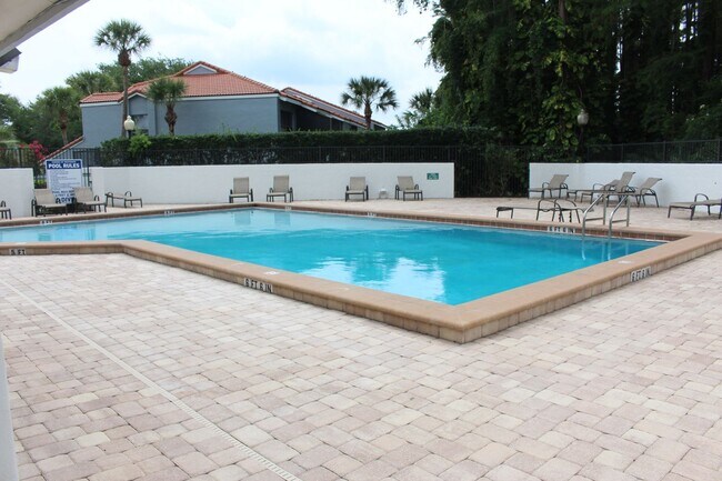 Building Photo - Lovely remodeled home available