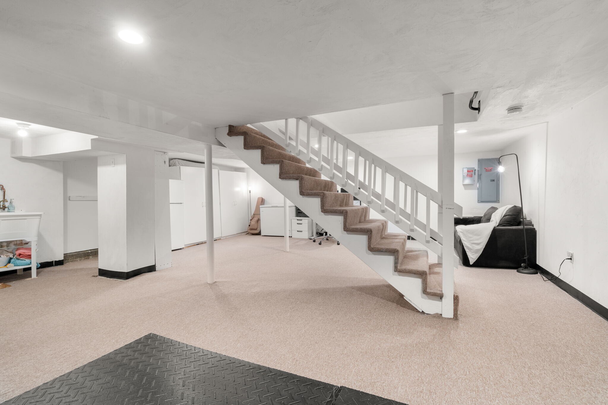 Building Photo - 21 Glenley Ter