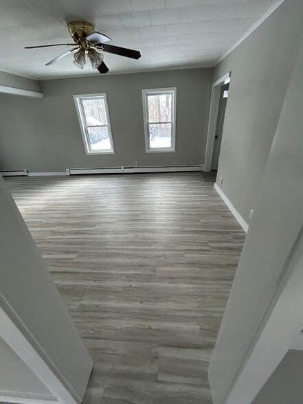 Bedroom - 29 Church St