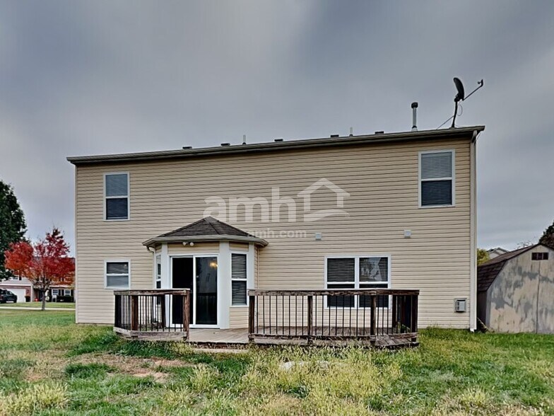 Building Photo - 1230 Highland Lake Way