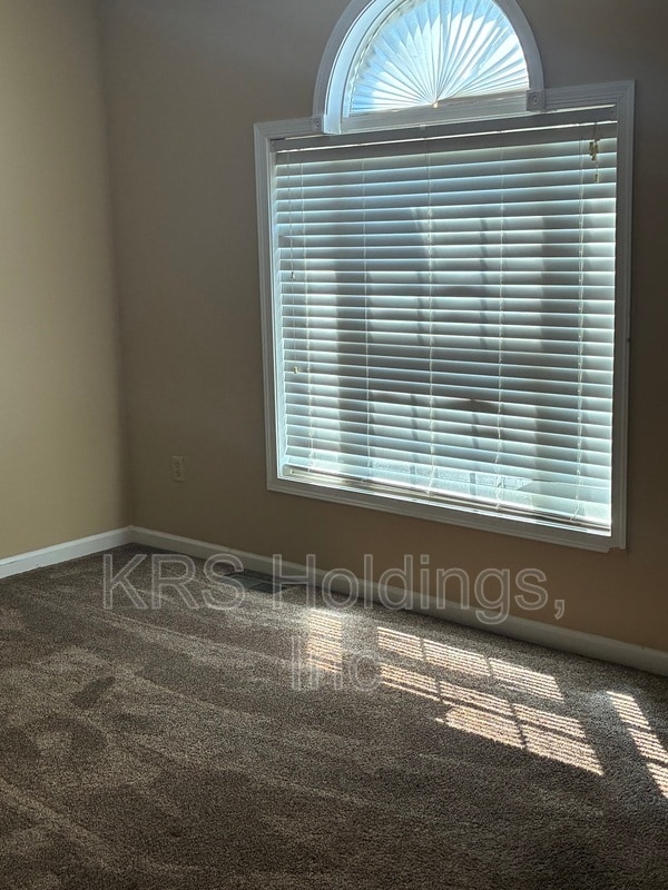 Building Photo - 1262 Old Windmill Cir