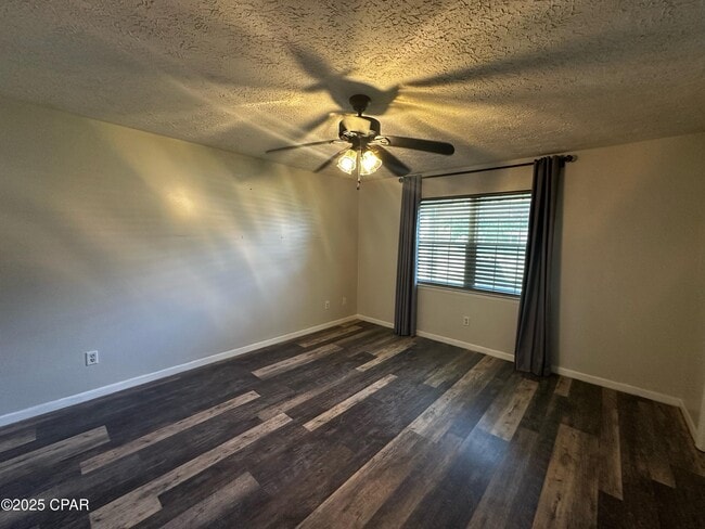 Building Photo - 112 Woodlawn Dr