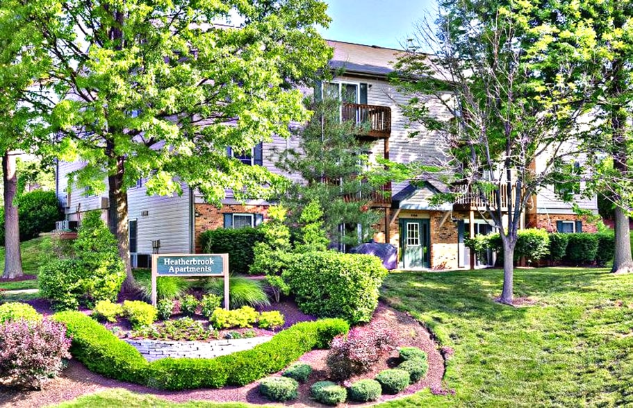 Building Photo - Heatherbrook