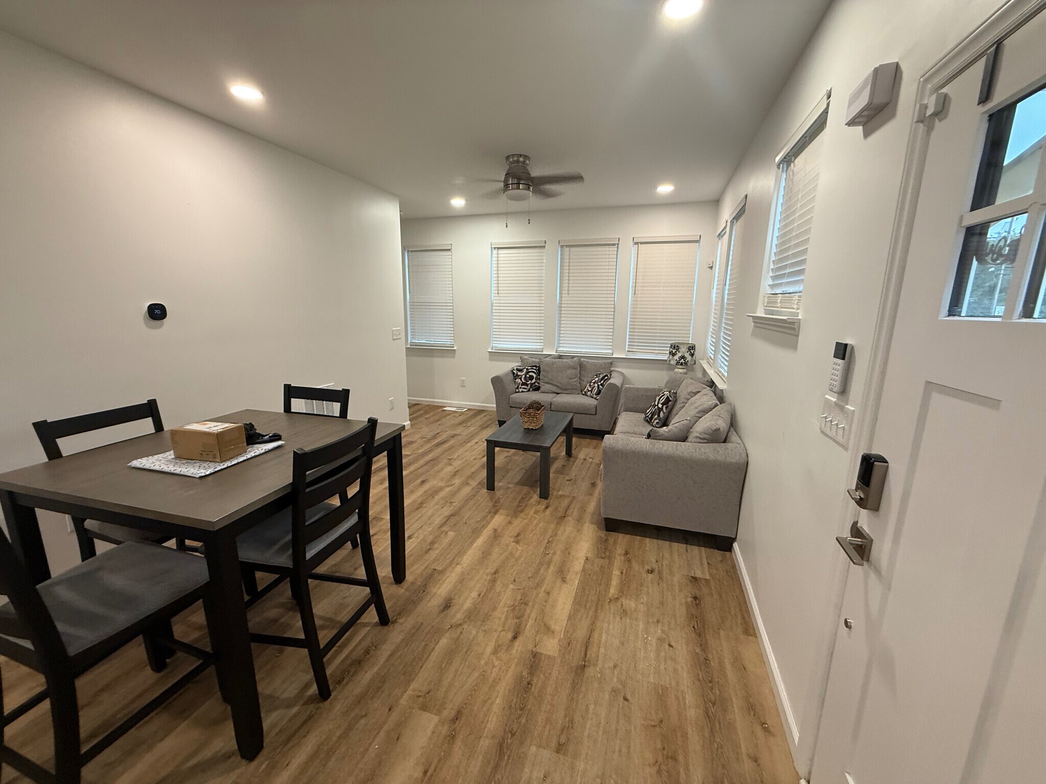 Building Photo - Room in Duplex on S Alston Ave
