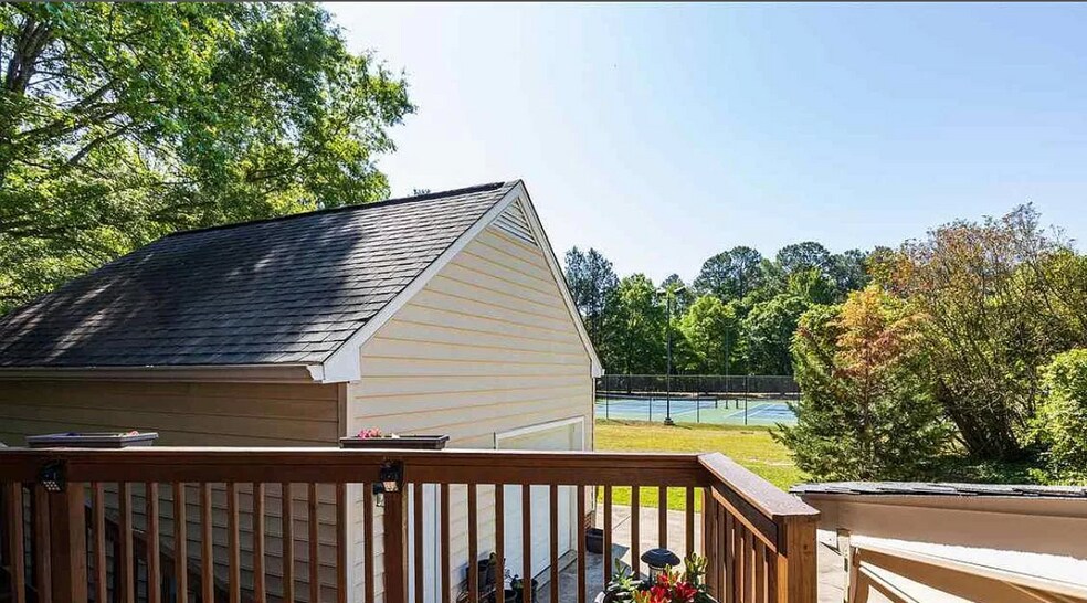 Building Photo - 4512 Emmit Dr