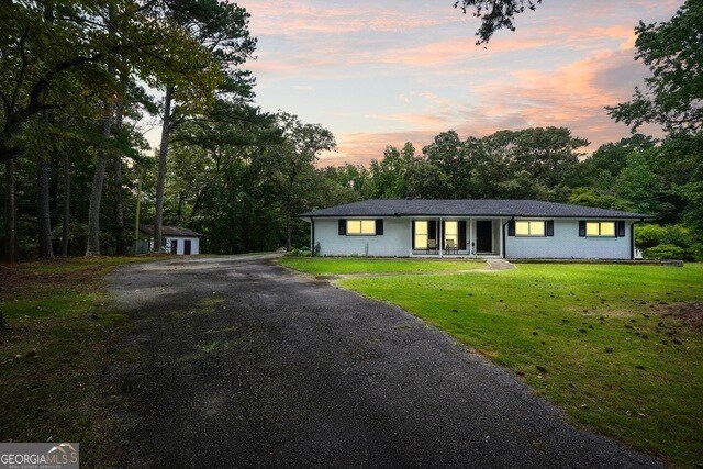 Building Photo - 205 Elliott Rd
