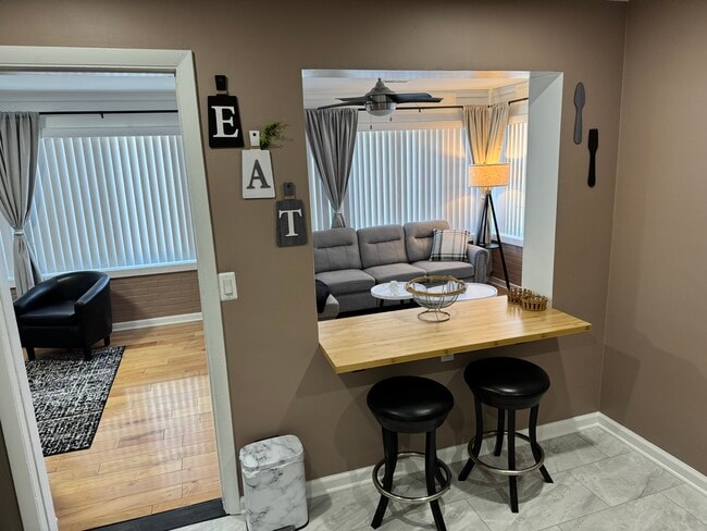 Building Photo - 22660 Lorain Rd