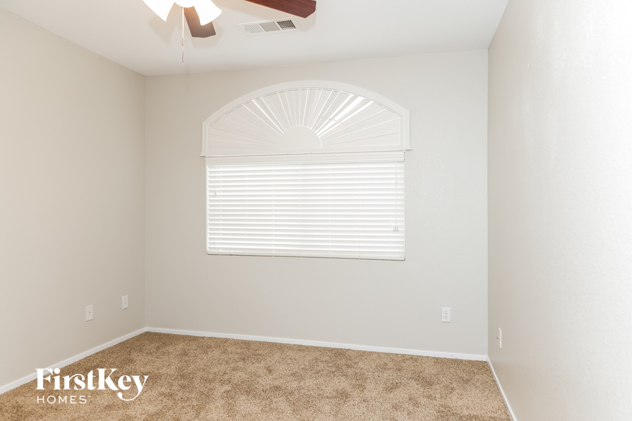 Building Photo - 10038 N Dragonfly Wing St