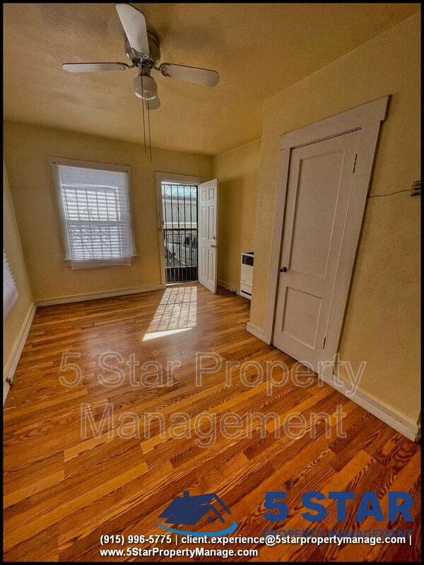 Building Photo - 2526 Yandell Dr
