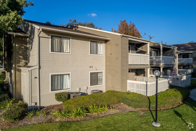 Building Photo - Mission Woods Condominiums