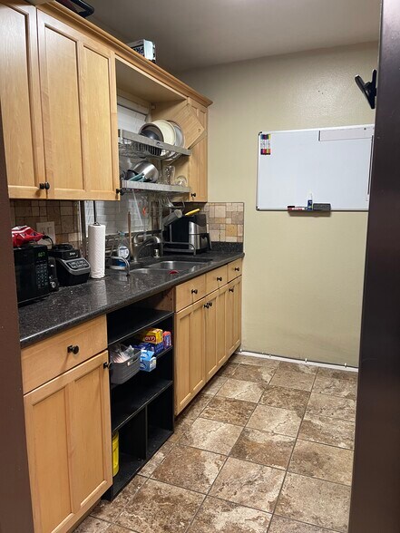 Building Photo - 4429 Tremont St