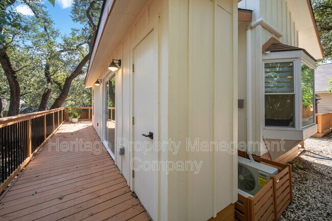 Building Photo - 9115 Timber Ranch