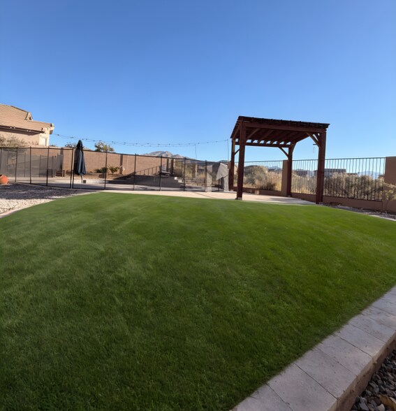 Building Photo - 42 Forrest Feezer