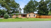 Building Photo - 5745 Riviere Dr