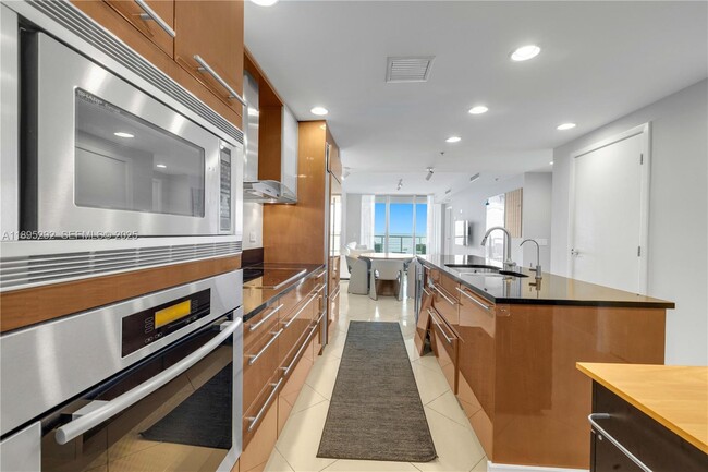 Building Photo - 3801 Collins Ave